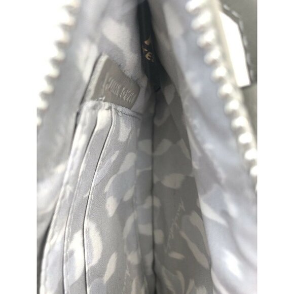 Aimee Kestenberg Phone Crossbody Bag Gray Color - Picture 3 of 3